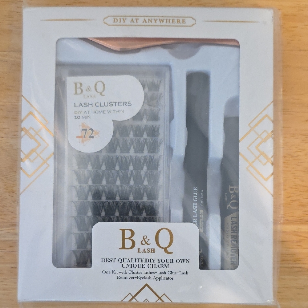 Clusters Kit with Black Lashes